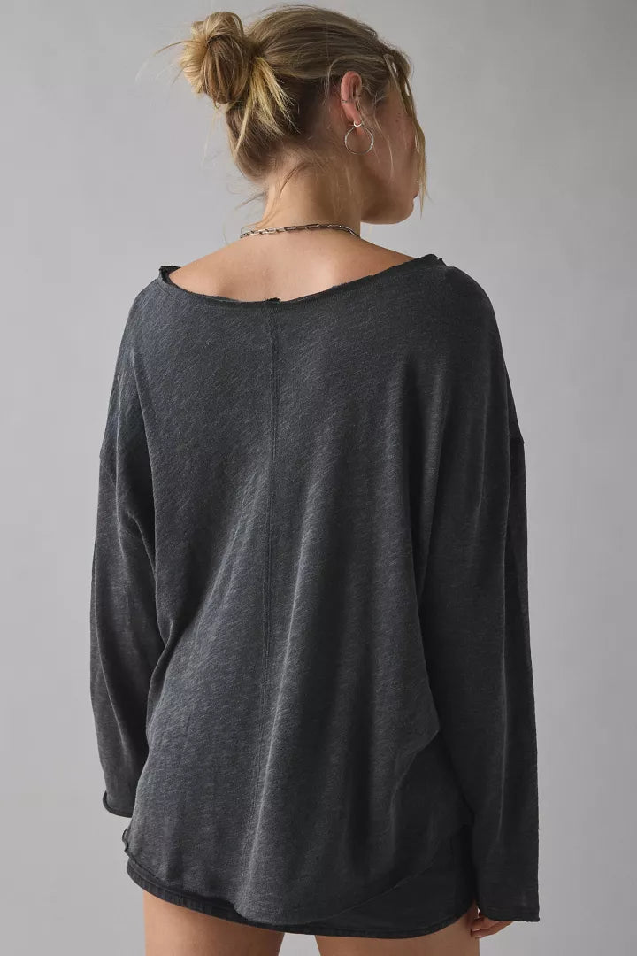 BDG Kurt Off-The-Shoulder Long Sleeve Tee